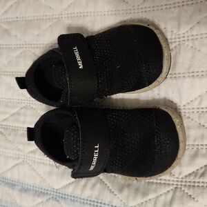 Baby Merrell Baresteps size 5